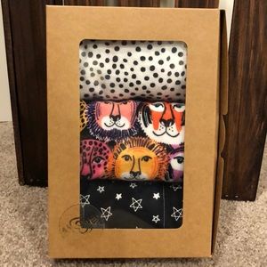 Handmade Burp Cloth Gift Set - Lions 🦁 Tigers 🐅 Stars ⭐️